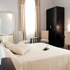 *** Bed and breakfast Opera Italia